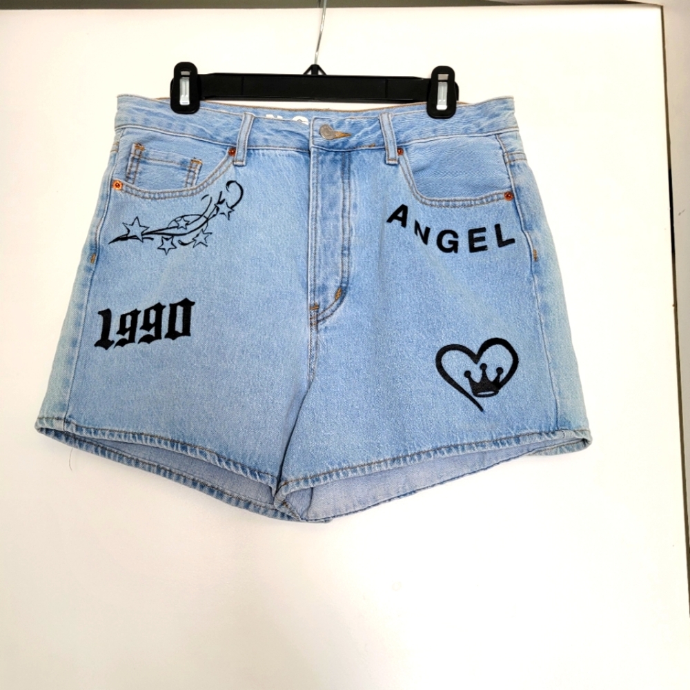 S.O.N.G. Timeless Shorts Denim High Rise Light Wash Mom Shorts Size 11/30 - Picture 1 of 8